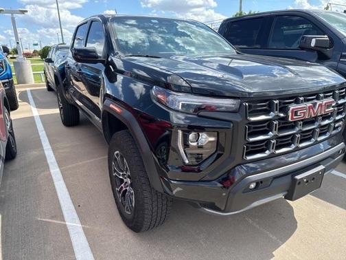 2023 GMC Canyon AT4