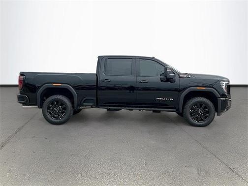 2025 GMC Sierra 2500 AT4