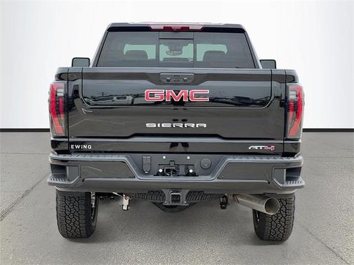2025 GMC Sierra 2500 AT4