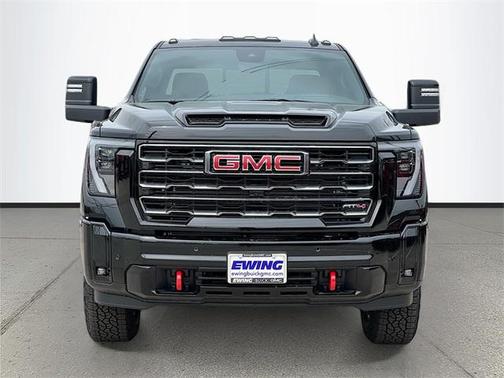 2025 GMC Sierra 2500 AT4