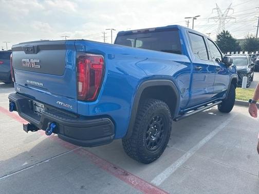 2024 GMC Sierra 1500 AT4X