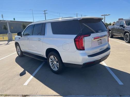 2021 GMC Yukon XL SLT