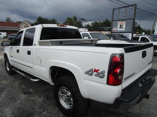 2005 Chevrolet Silverado 2500 LT H/D Crew Cab