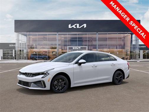 2025 Kia K5 LXS