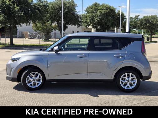 Gray 2025 Kia Soul LX