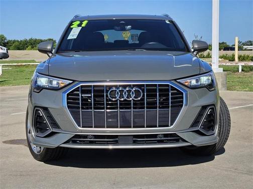 2021 Audi Q3 45 S line Premium