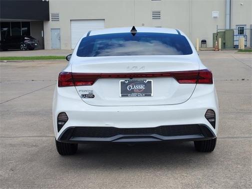 2023 Kia Forte LX