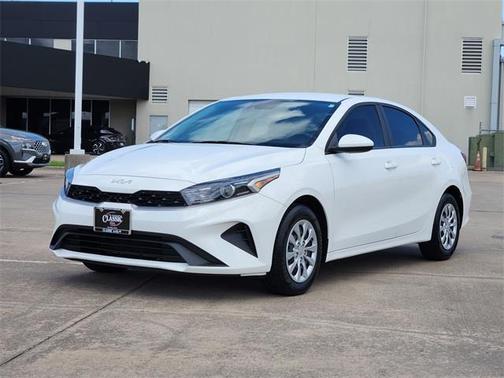 2023 Kia Forte LX