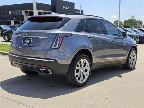 2020 Cadillac XT5 Sport