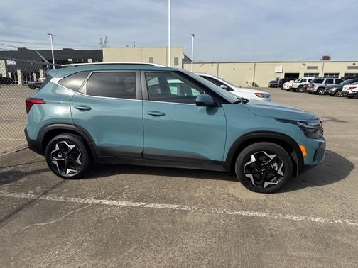 2024 Kia Seltos EX