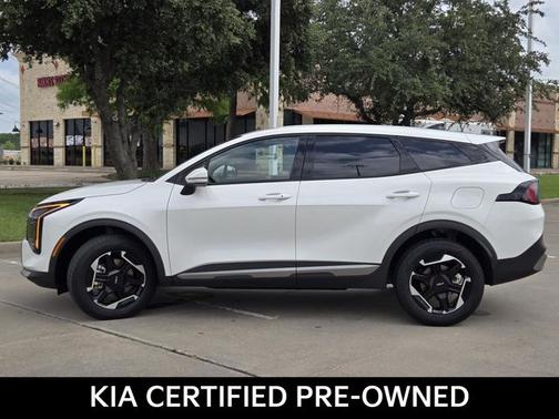 Snow White Pearl 2026 Kia Sportage Hybrid S