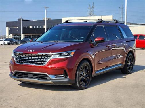 2023 Kia Carnival SX