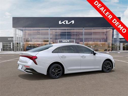 2025 Kia K5 LXS