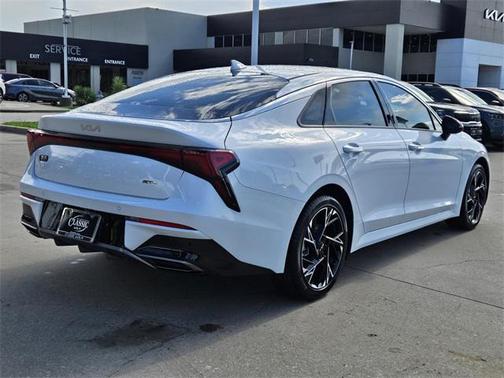 2025 Kia K5 GT-Line