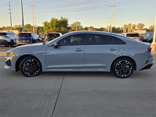 2024 Kia K5 GT-Line