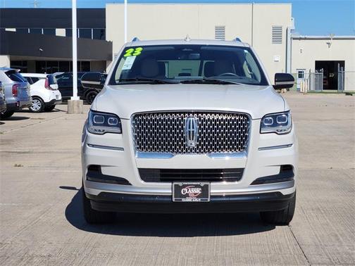 2023 Lincoln Navigator Reserve