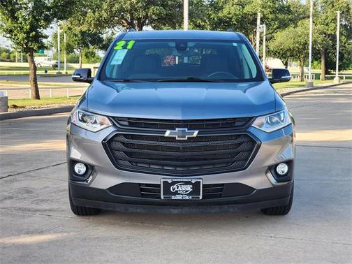 2021 Chevrolet Traverse LT Cloth
