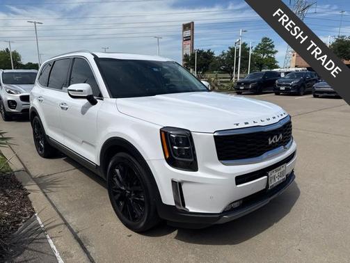 White Pearl 2022 Kia Telluride SX