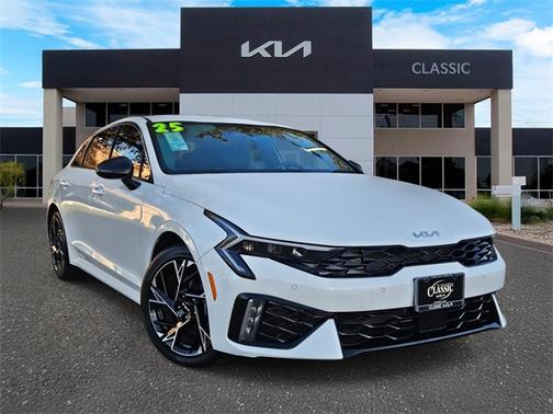 2025 Kia K5 GT-Line
