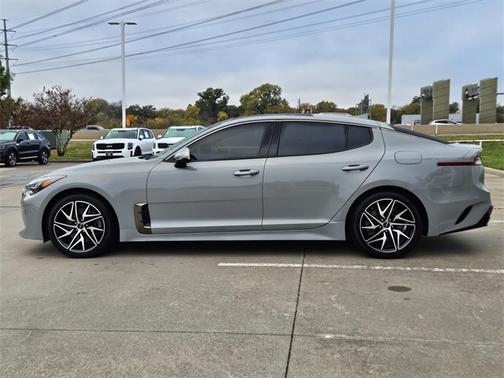 2022 Kia Stinger GT-Line