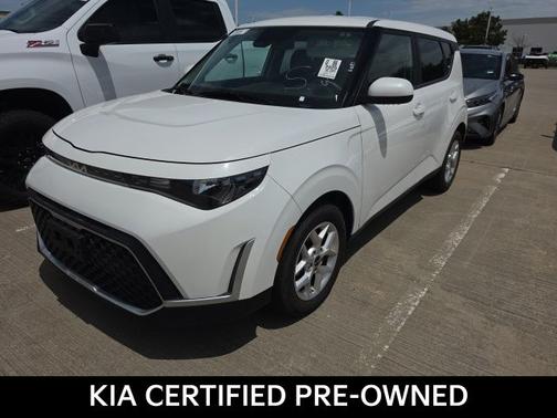 Snow White Pearl 2025 Kia Soul LX