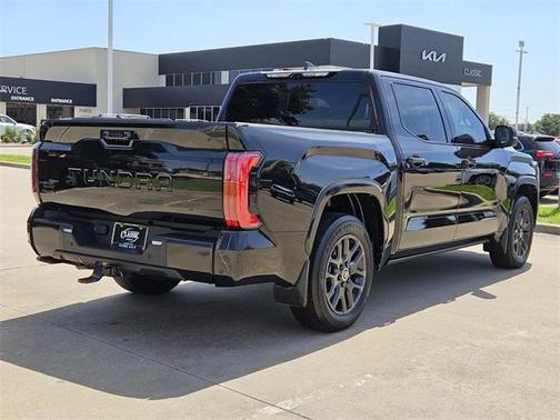 2024 Toyota Tundra Hybrid Platinum