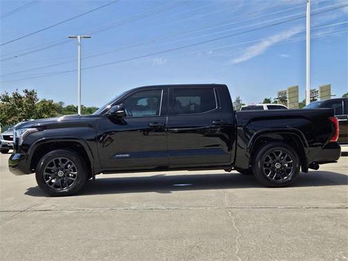2024 Toyota Tundra Hybrid Platinum
