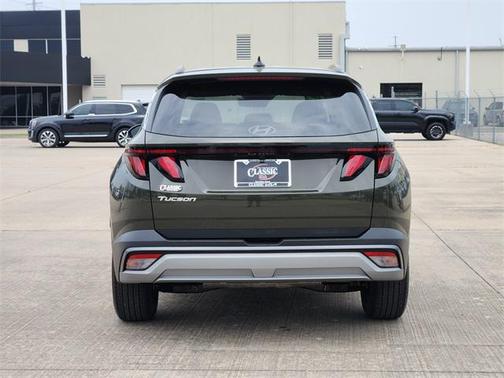 2025 Hyundai TUCSON SEL