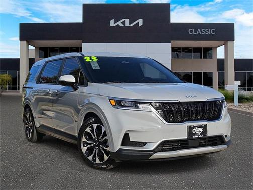 2023 Kia Carnival EX