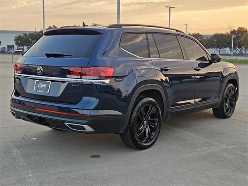 2023 Volkswagen Atlas 3.6L SE w/Technology