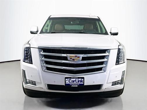 2018 Cadillac Escalade Luxury