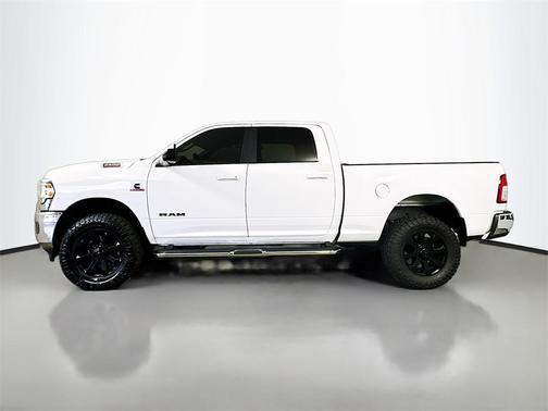 2022 RAM 2500 Big Horn Crew Cab 4x4 6'4' Box