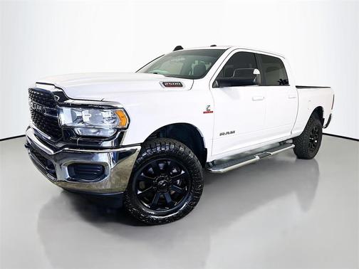 2022 RAM 2500 Big Horn Crew Cab 4x4 6'4' Box