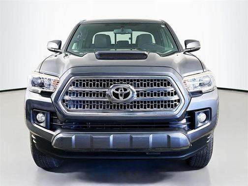 2016 Toyota Tacoma TRD Sport