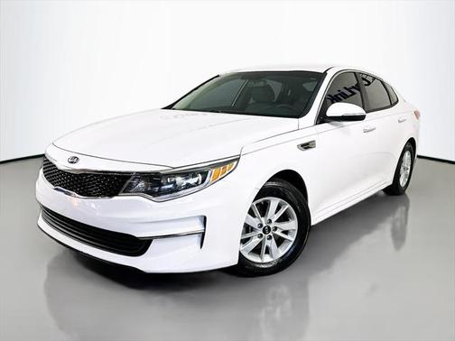 2017 Kia Optima LX