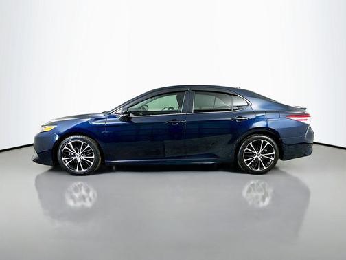 Galactic Aqua Mica 2020 Toyota Camry SE