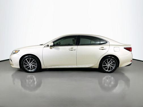2016 Lexus ES 350 Base
