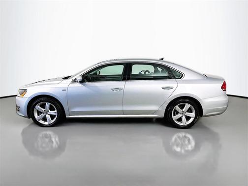 2015 Volkswagen Passat 1.8T Limited Edition