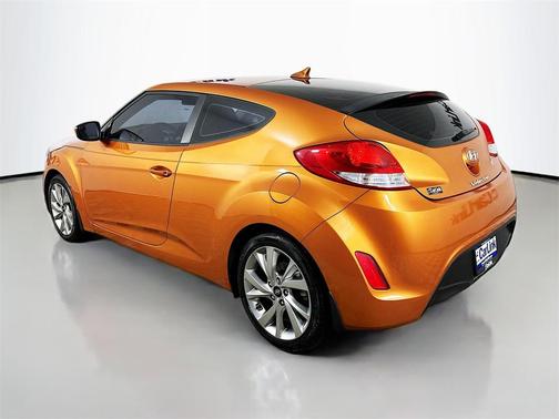 2016 Hyundai Veloster Base