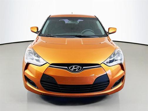 2016 Hyundai Veloster Base