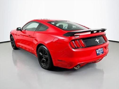 2016 Ford Mustang V6