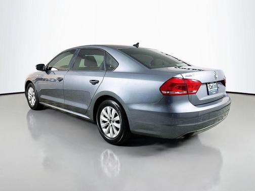 2015 Volkswagen Passat 1.8T S