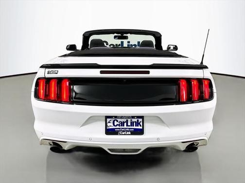 2015 Ford Mustang V6