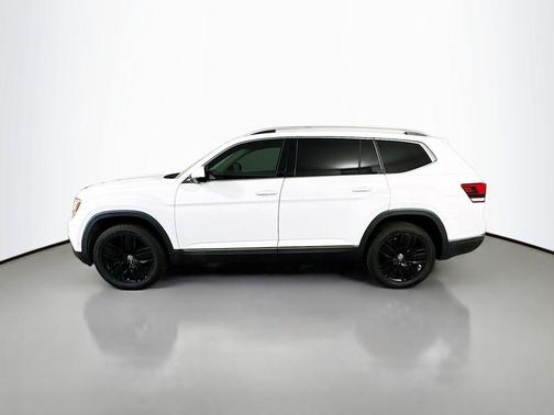Pure White 2018 Volkswagen Atlas 3.6L SEL Premium