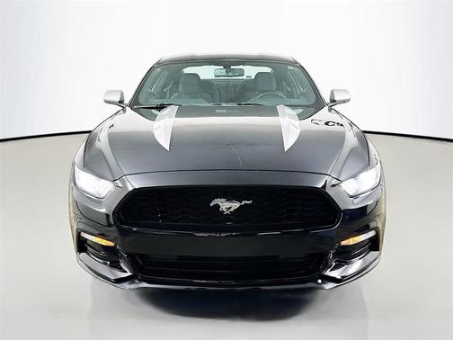 2017 Ford Mustang V6