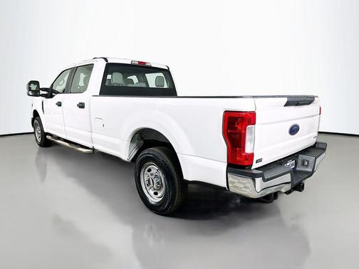 Oxford White 2019 Ford F-250 XL