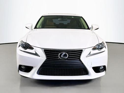2016 Lexus IS 300 Base