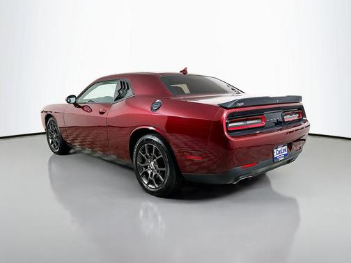 Granite Pearlcoat 2018 Dodge Challenger GT