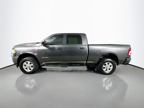 2019 RAM 2500 Big Horn Crew Cab 4x4 6'4' Box