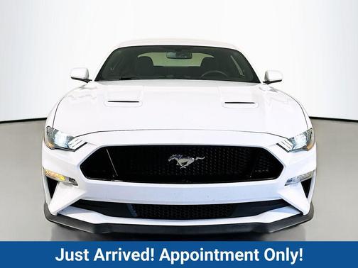 Oxford White 2019 Ford Mustang GT